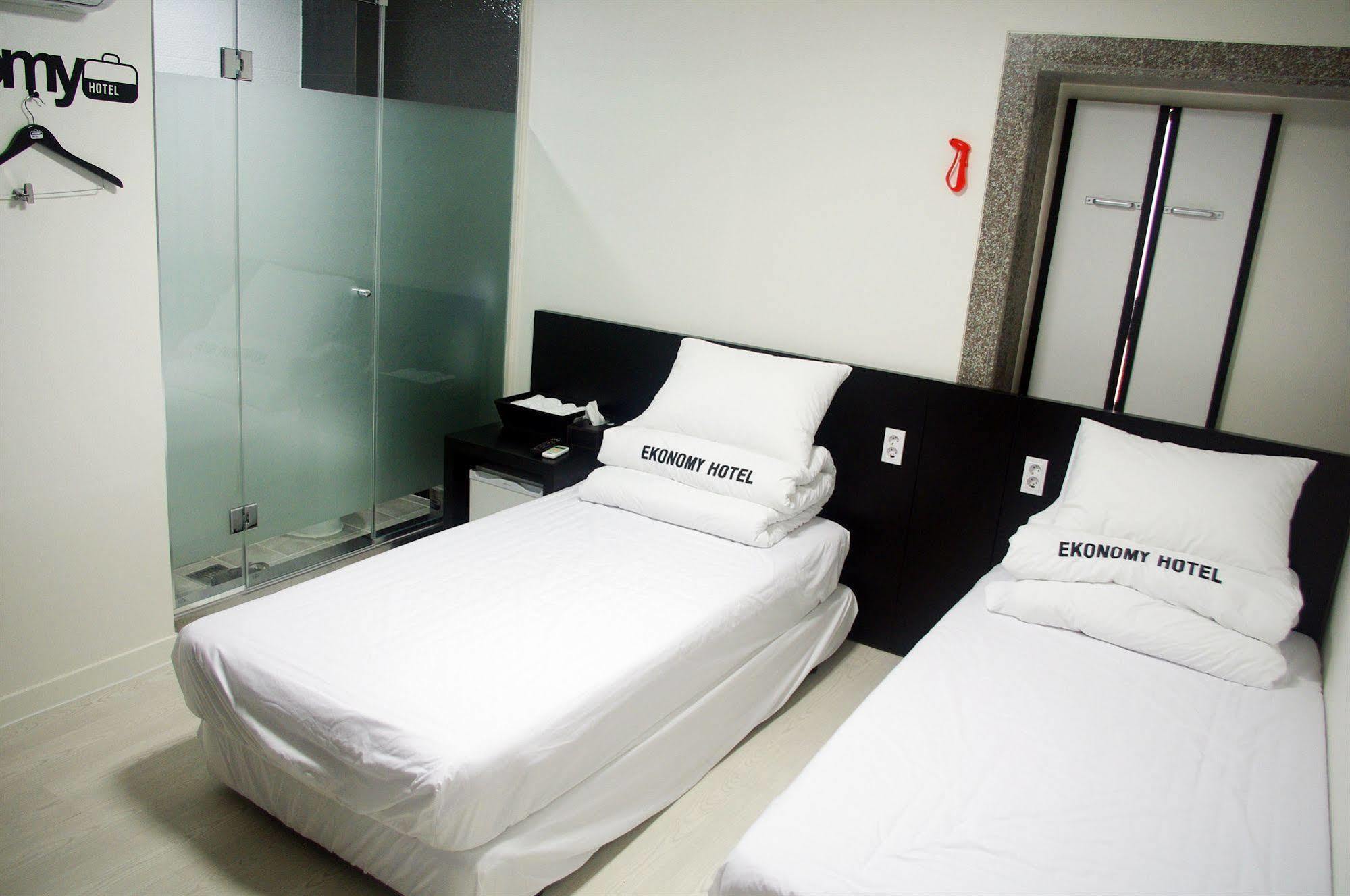 Ekonomy Hotel Nampo Busan Ngoại thất bức ảnh